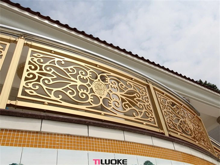 aluminum balcony railing